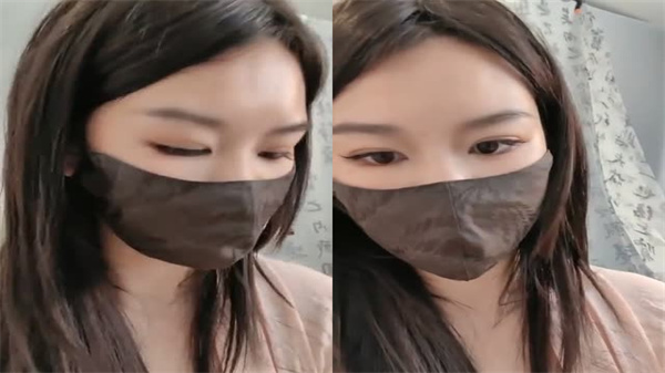 黑丝苗条妹淫声浪语挑逗互动，骑乘上位假阳具自慰高潮喷涌 海报