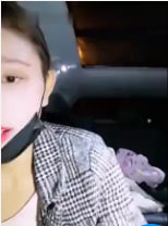 醉态诱人白皙美乳妹，车上与司机激情开搞 海报
