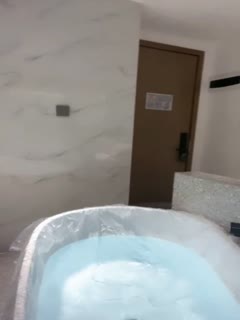 2#寂寞自慰,疯狂抽插,床都湿了_才几天没被操就这么饥渴了 海报