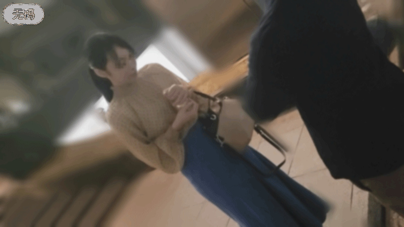 FC2-4384258 【個人】 内向的でスレンダー美人のOL主婦。取り立てに怯えながら抵抗して声を張り上げ嫌が 海报