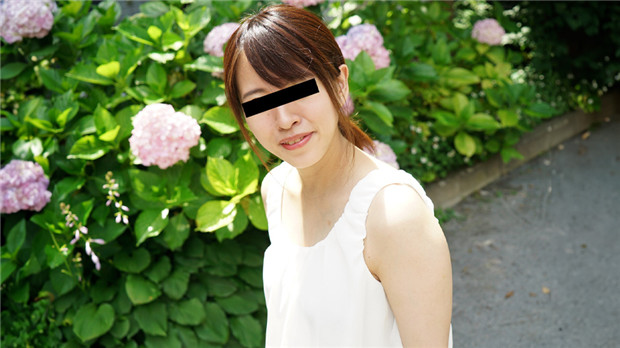 10musume 041824_01 高潮不断の淫荡蜜穴！骚浪人妻连续绝顶实录 海报