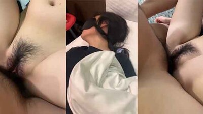 狂操在地台妹！台湾小妹娇喘求饶 海报