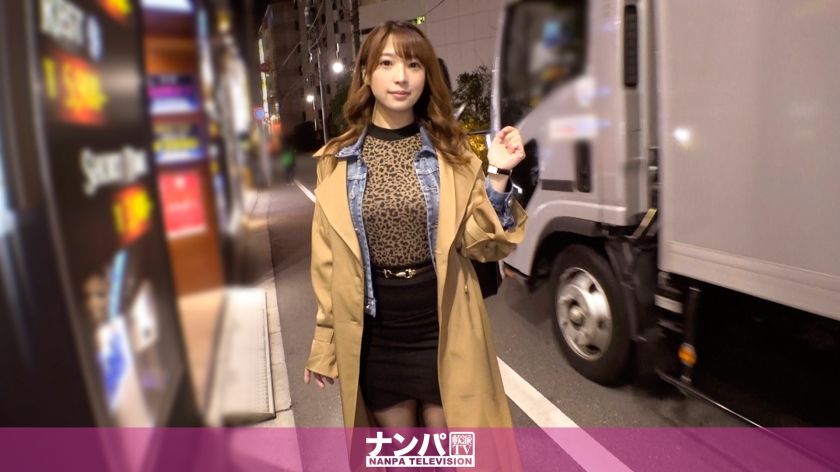 街头采访突袭！诱捕极品黑丝女神酒店激情全记录 中里美穂 200GANA-2261-C 海报