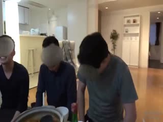RADC-018鍋パNTR【悲報】出不精の妻が同窓会も兼ねて同級生の新築パーリィ第03集 海报