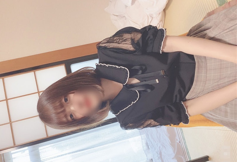 超スレンダー体型の人見知りなゲーム実況者の女の子と温泉旅行で連続中出し② 海报