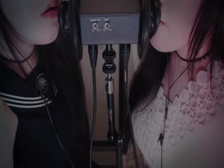 AMR TWIN EAR EATING 海报