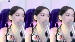 珍妮221109 海报