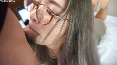 一个日本留作业写得好好的怎么就突然被中う出了. 海报