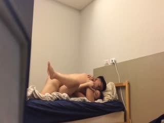 斯文眼镜男阿豪健身房勾搭人妻美少妇 海报
