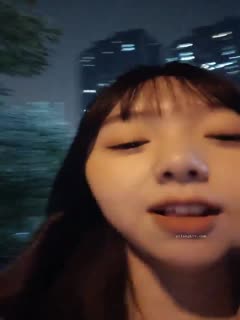 核弹！G奶学【性感荷包蛋】这奶子超级大！_2. 海报