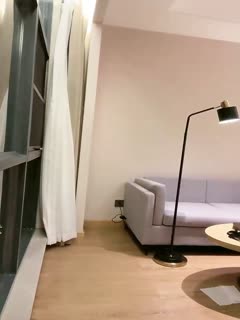 极品尤物！F罩杯网红女神！超棒身材大奶肥臀，浴室跪地插嘴，抬腿后入大肥臀，骑乘猛操奶子直晃动. 海报