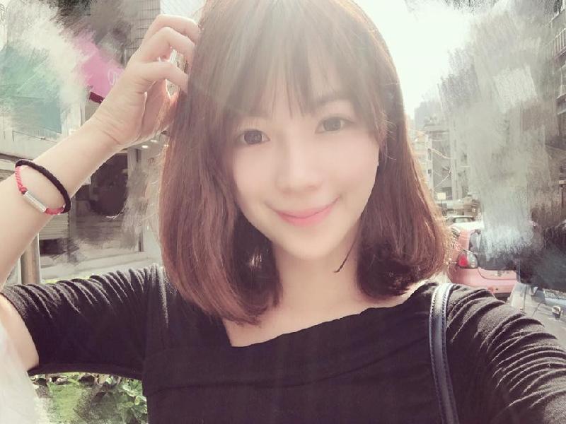 曾经拍过广告的跟杂志的辣模 海报