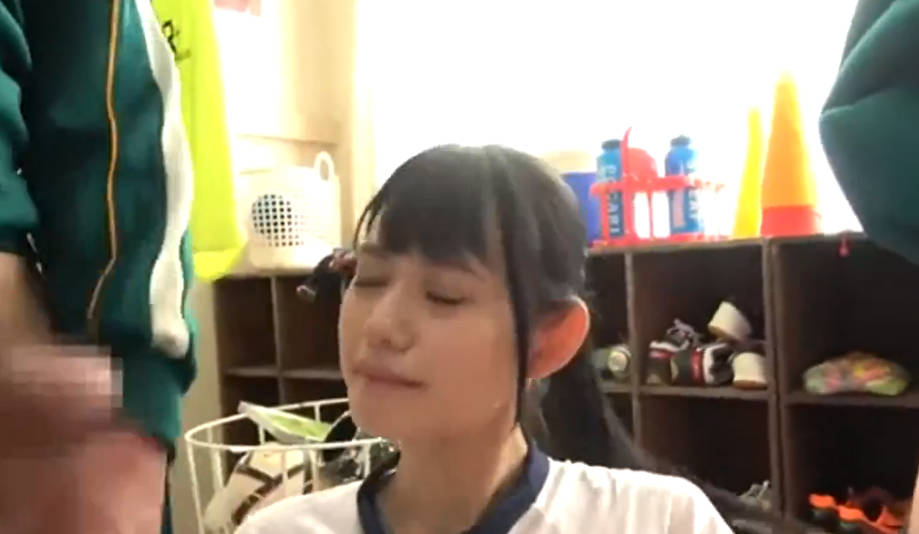 ABW-085女子マネージャーは、僕達の性処理ペット。039八掛うみ 海报