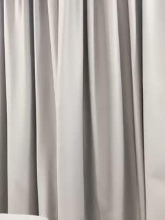 奶子够你玩一年的极品大波妹，全程露脸黑丝诱惑狼友 海报