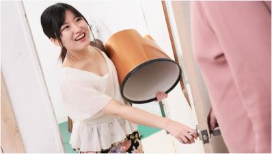 スケベ椅子持参！美熟女とのローション泡プレイ 夏目なな。. 海报