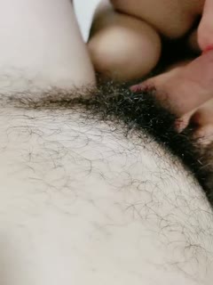 爆乳少妇镜头前的激情，露脸了让小哥揉奶舔逼好骚亲着小嘴诱惑狼友 海报