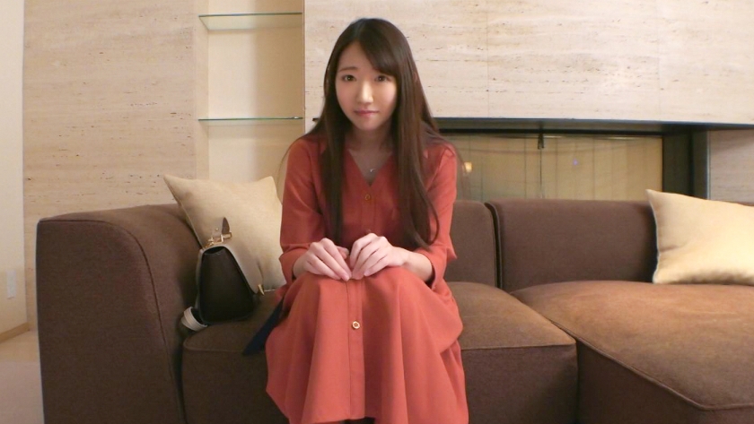 - 【初撮り】【華奢な美体】【保育士の休日バイト】色白小顔の保育園の先生。休日は子供たちには見せられないエッチな顔をして.. 応募素人、初撮影 (乱伦) 海报