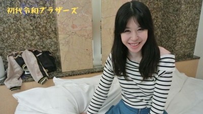 ホテルの廊下で出張マッサージのお姉さんをナンパした！ 海报