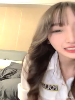 泡泡咕 美艳极品美女主播收费房大绣 海报