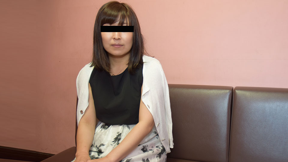 人妻熟女paco252人妻约会~我的丈夫不说话~太田ゆうか 海报