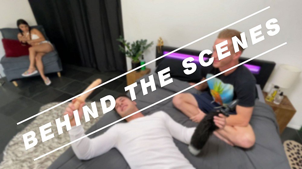 caleb mills liam quinn and yulissa fox bts 海报