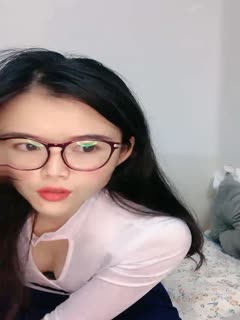 大屁股姐姐来了-20240107222248 海报
