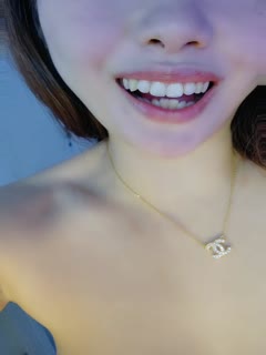 小飘飘-20240203104458 海报