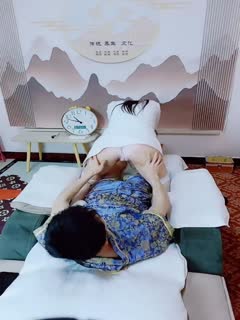 按摩店的奇遇 海报