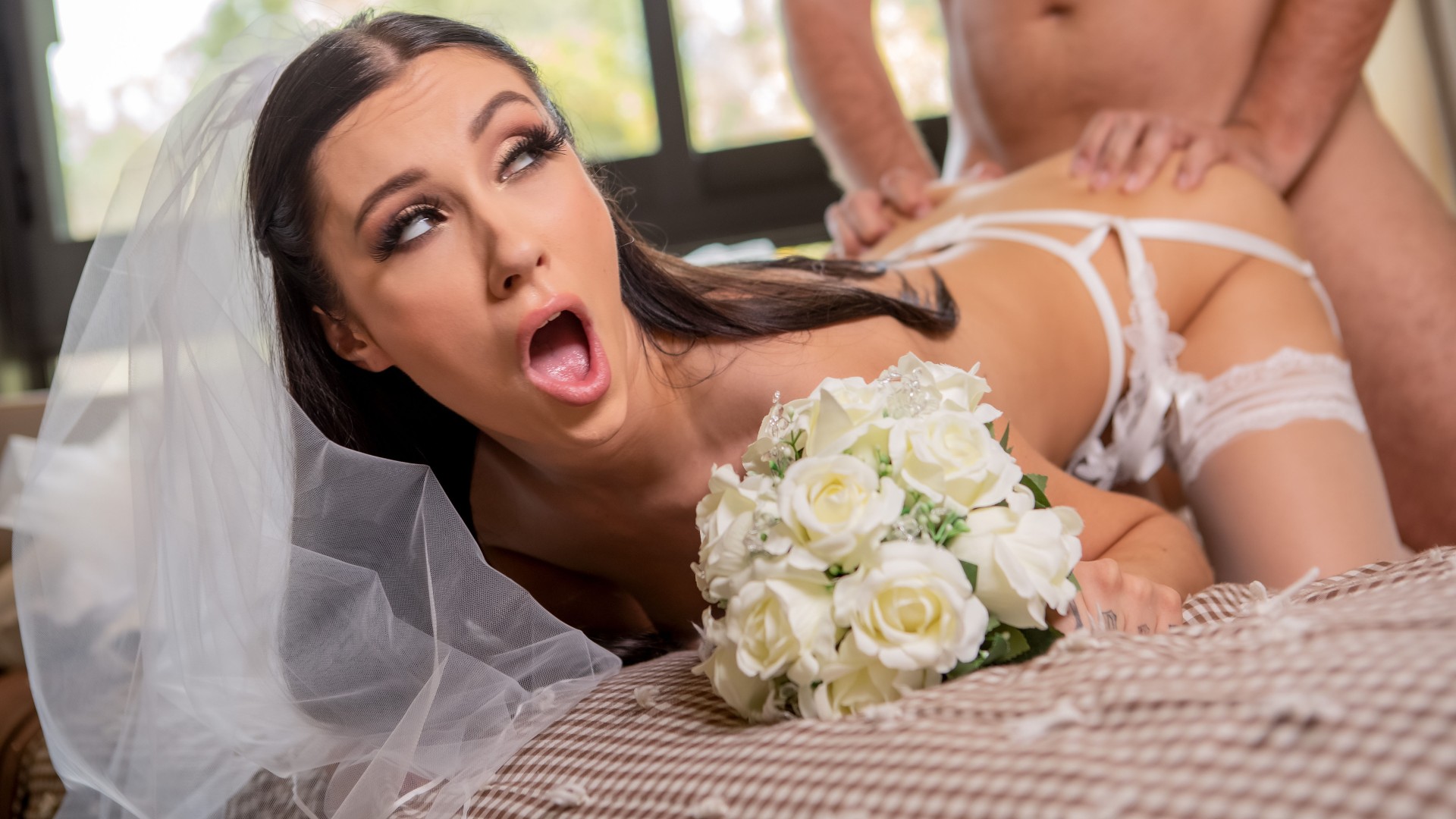 Runaway Bride Needs Dick 海报