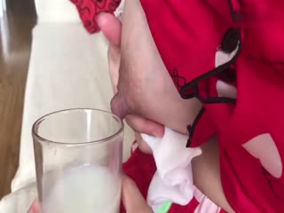 柬埔寨美女亲自现场教学，如何用母乳制作奶茶，奶水喷涌而出，很快就有了大半杯，高清720P 海报