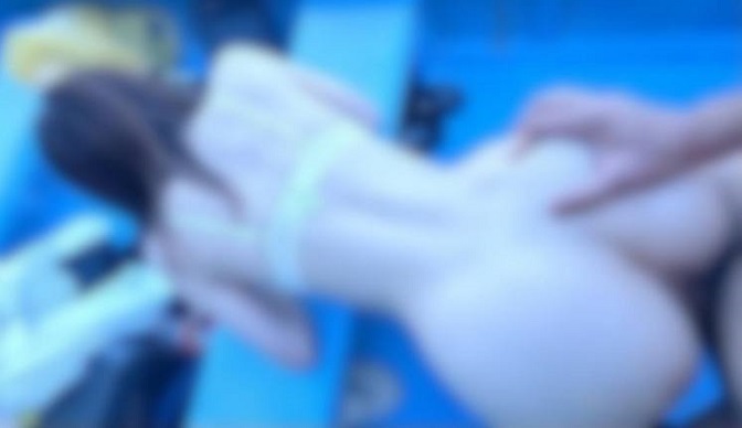 FC2PPV 4510887 3日間！！70%OFF【顔出し】【ガチ野外】デカクリ.美.○.女.がの想い出に。真昼間に真夏の湖上で汗だくSEX。 海报