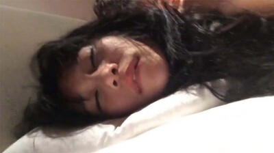 加班夜宵灌醉风骚女同事 旅馆开房嘴上说不要下面却热情迎合 鸡巴狂抖爽到翻白眼 海报
