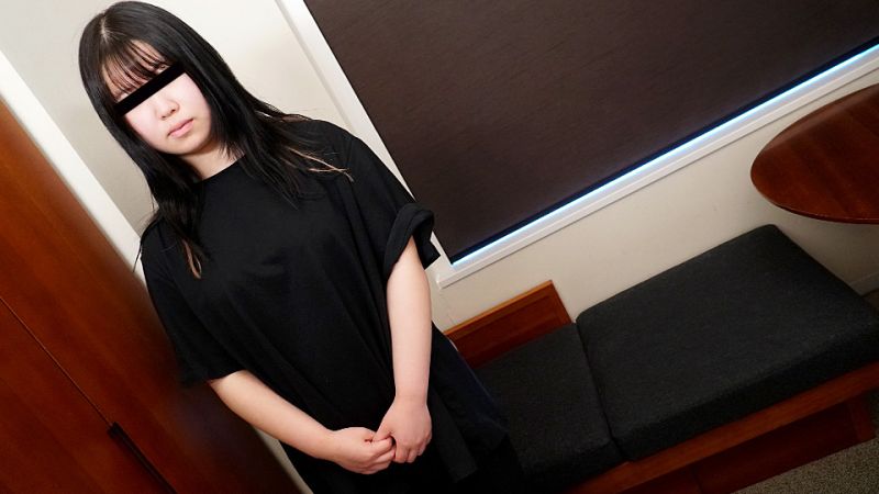 【无码】新手女优田所三久穿红色内衣，白虎小穴激情内射！番号10musume-040123-01 海报
