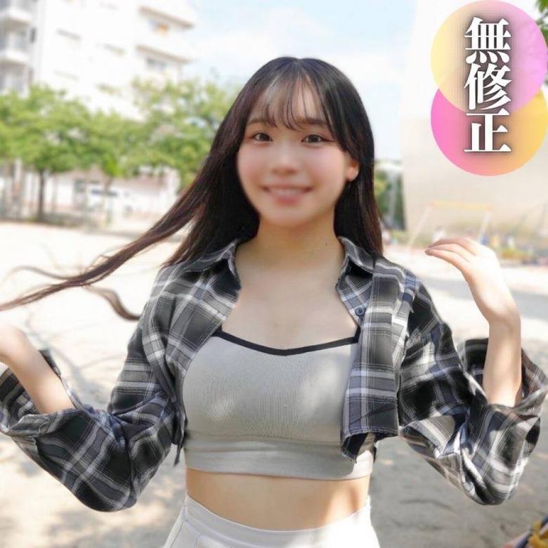 FC2PPV 4516795 3日間！70%OFF【初撮り】【顔出し】SSS級。あどけなさ残る純無垢19歳 海报