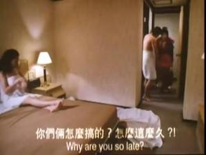【人妻互换实录】禁忌性爱多P狂欢·国粤双语字幕高清版 海报
