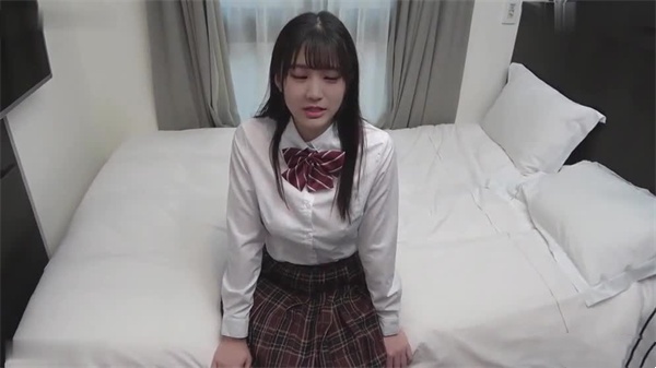AI-李一桐-永远不会结束被中出的日子 海报