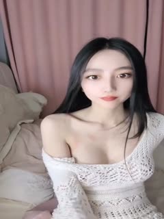 #骚妇猫猫_白如雪，前凸后翘，极品尤物让人流鼻血 海报